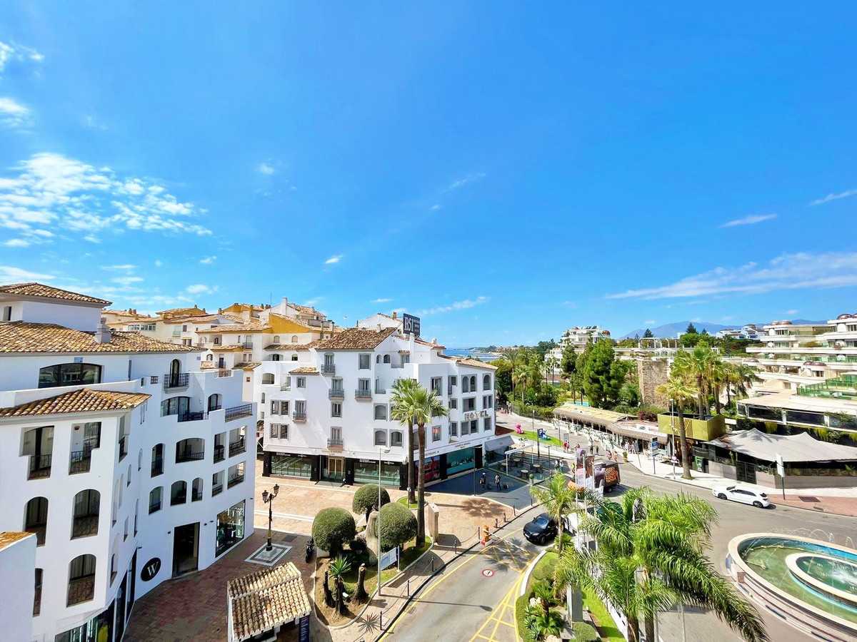 Condominium in , Andalusia 12151241