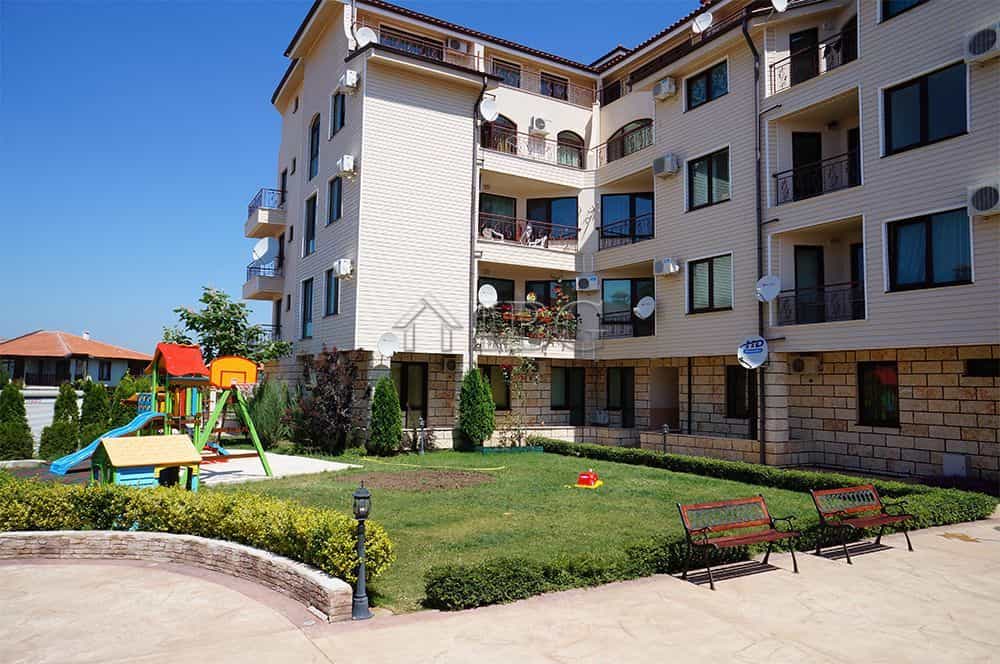 Condominium in Kosharitsa, Burgas 12151701