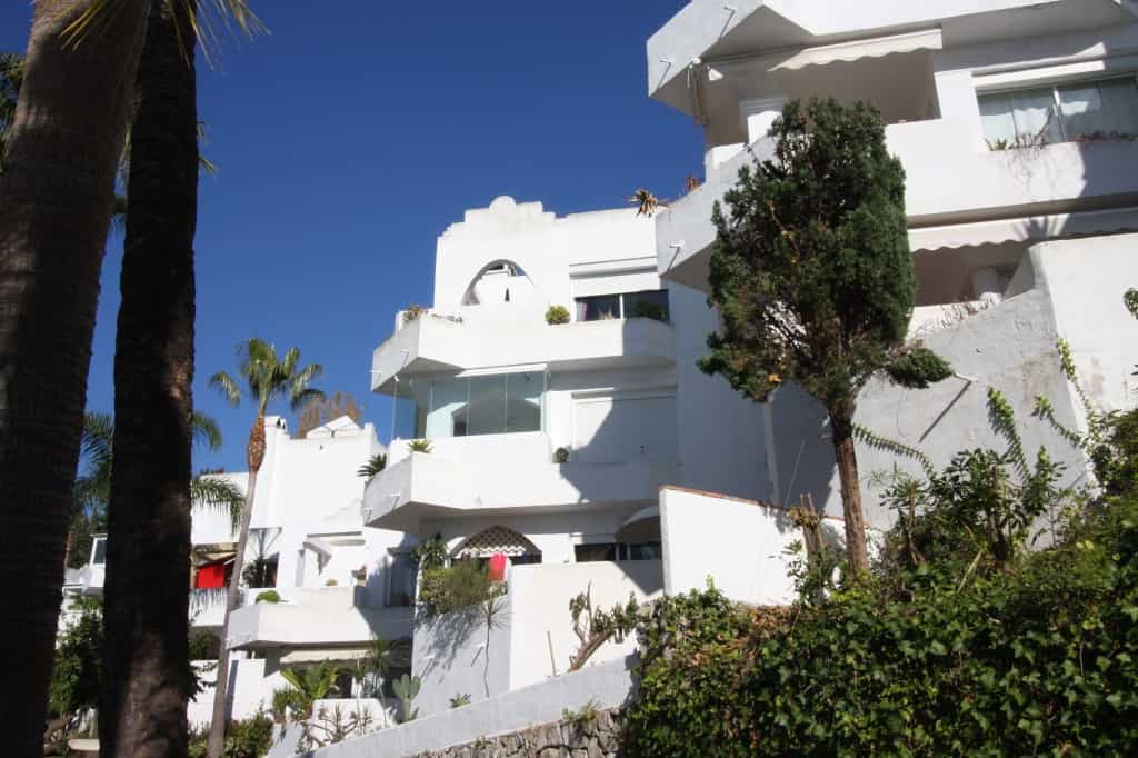 Huis in Marbella, Andalusia 12151735