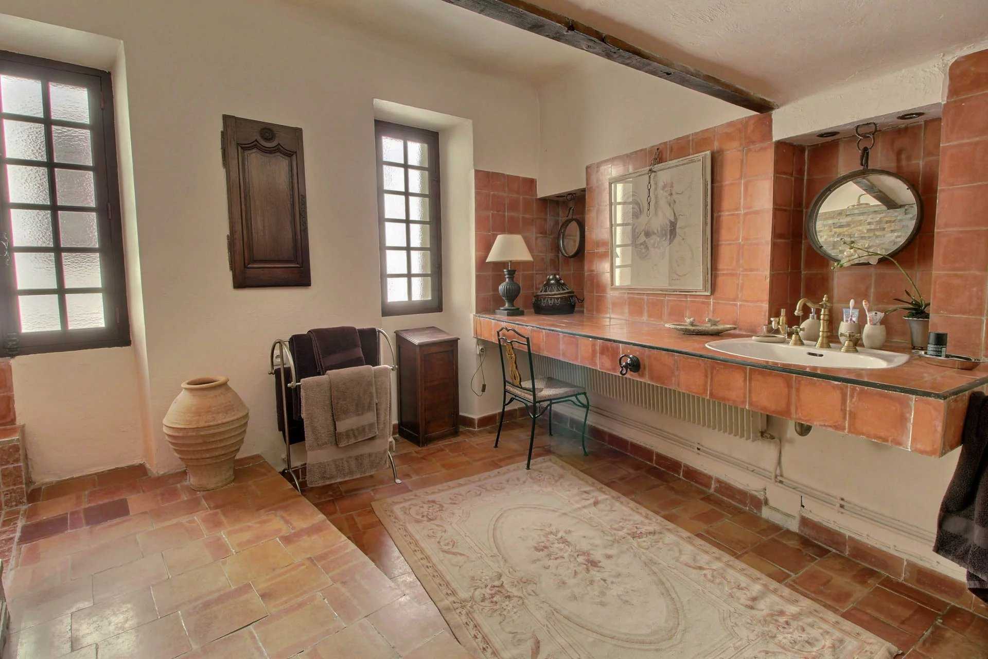 公寓 在 Callian, Provence-Alpes-Côte d'Azur 12151843