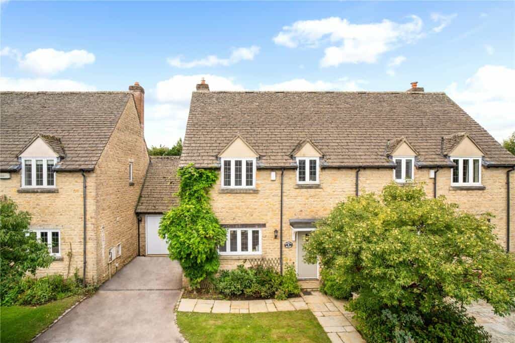 Condominium in Stow on the Wold, Gloucestershire 12152441