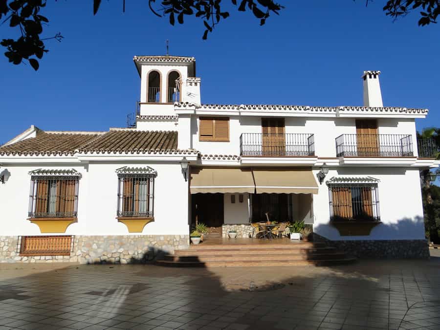 Huis in Alhaurín el Grande, Andalusia 12152571