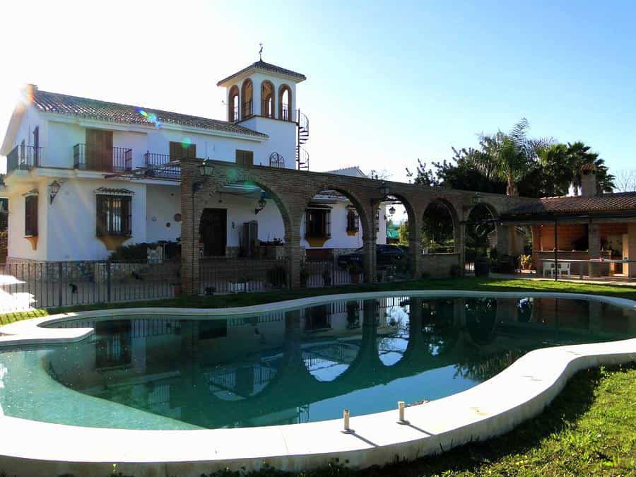 Huis in Alhaurín el Grande, Andalusia 12152571
