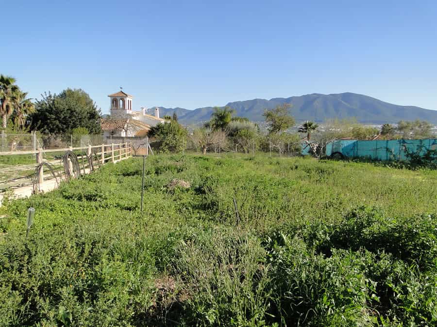 House in Alhaurín el Grande, Andalusia 12152571