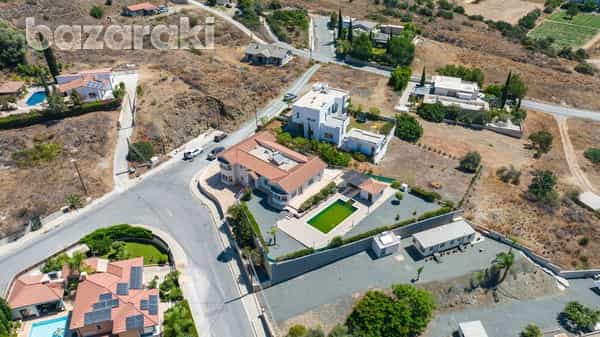 Huis in Pyrgos, Larnaca 12153144