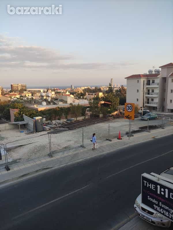 Eigentumswohnung im Agios Athanasios, Limassol 12153269