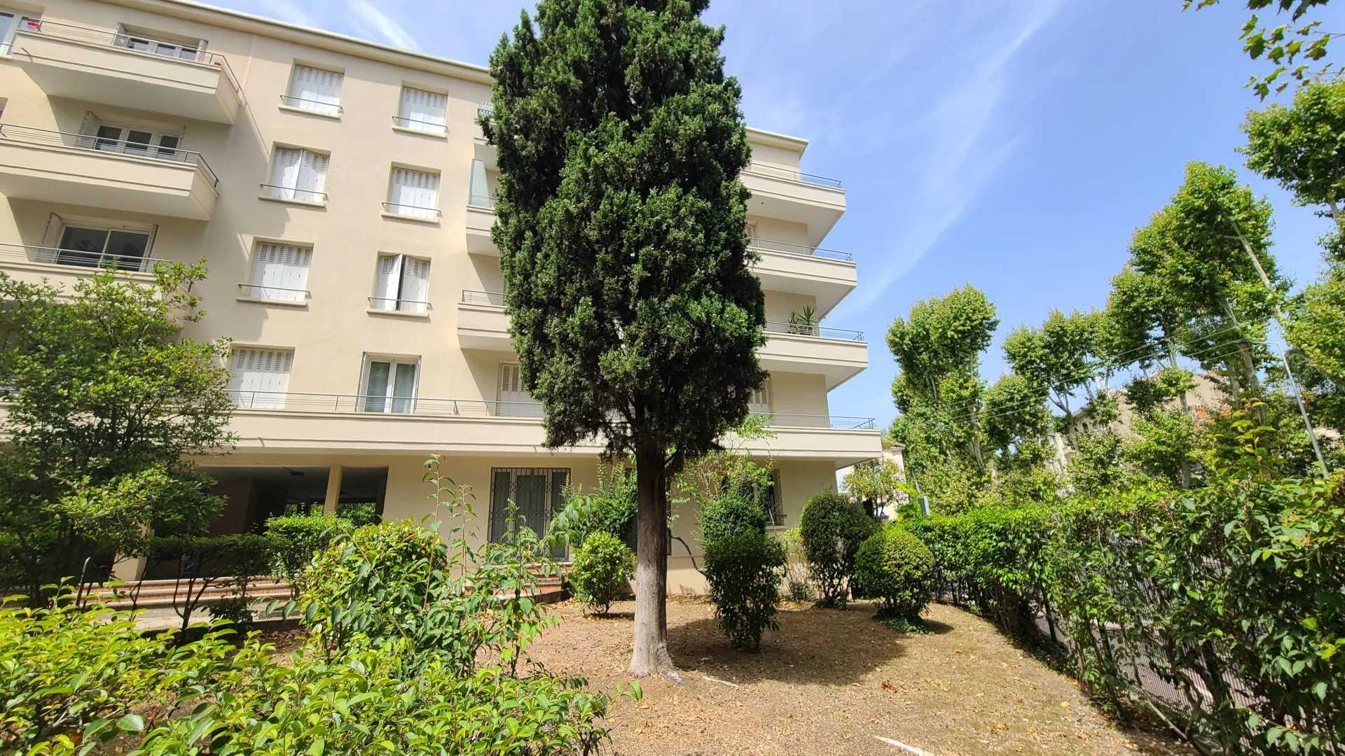 公寓 在 Montpellier, Hérault 12153550