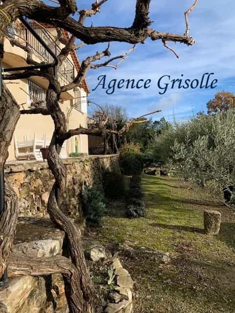 House in Sainte-Anastasie-sur-Issole, Provence-Alpes-Cote d'Azur 12153555