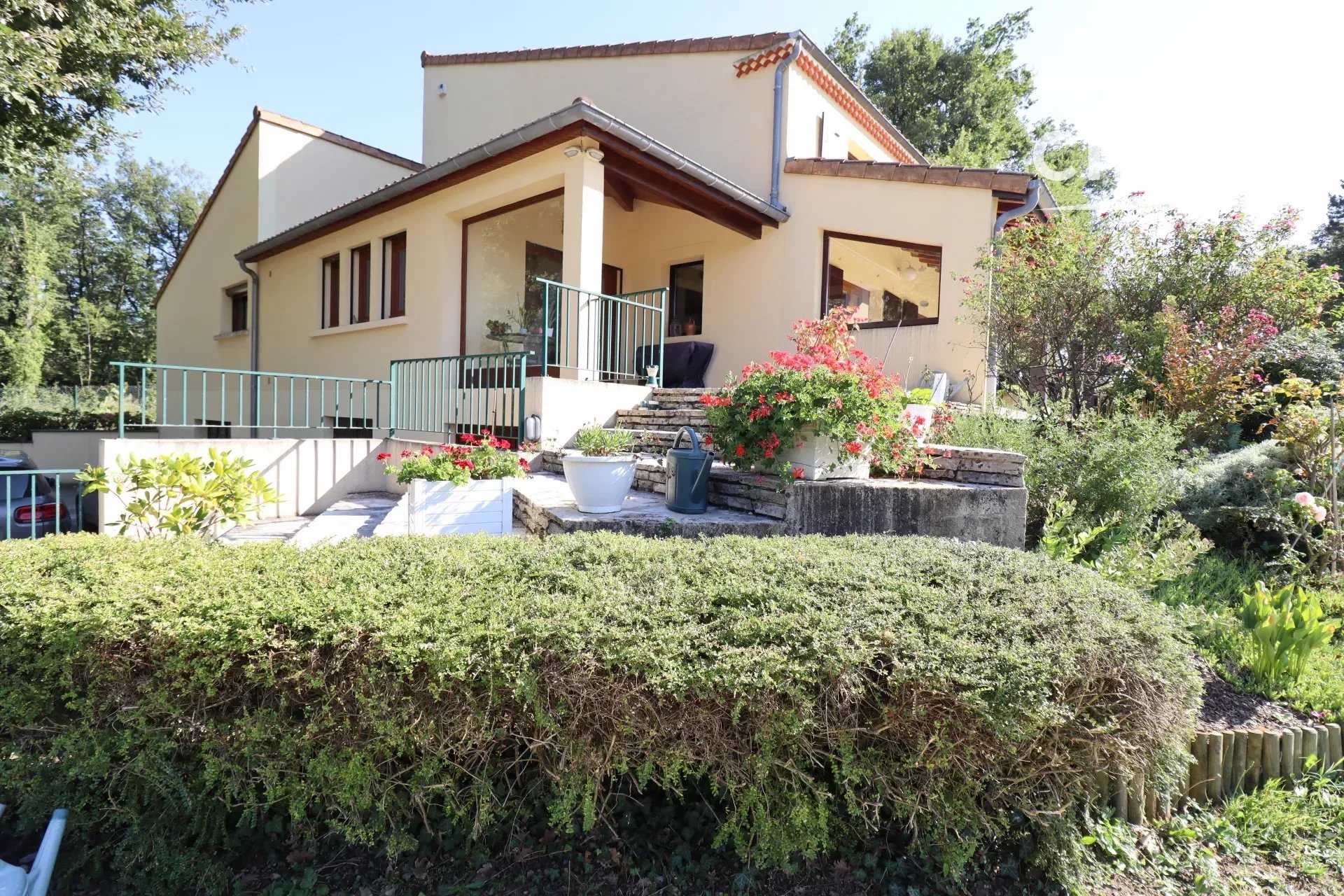 casa no Montvendre, Auvérnia-Ródano-Alpes 12153558