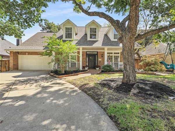 House in Grapevine, Texas 12153710