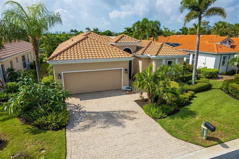 Huis in Fort Myers, Florida 12153725