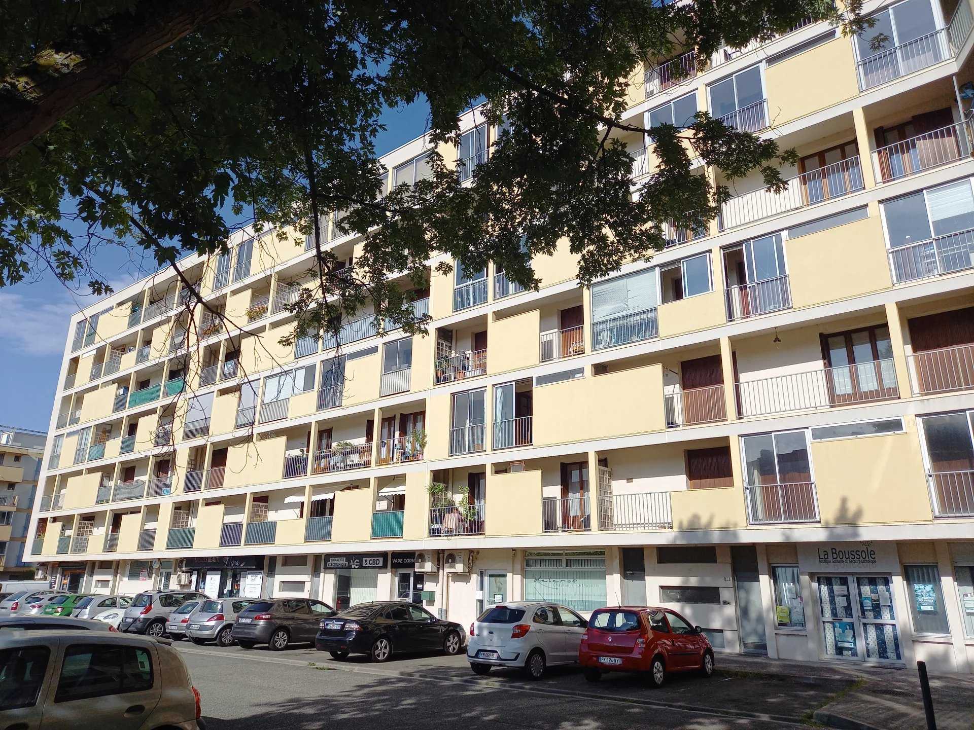 公寓 在 Colomiers, Haute-Garonne 12153895