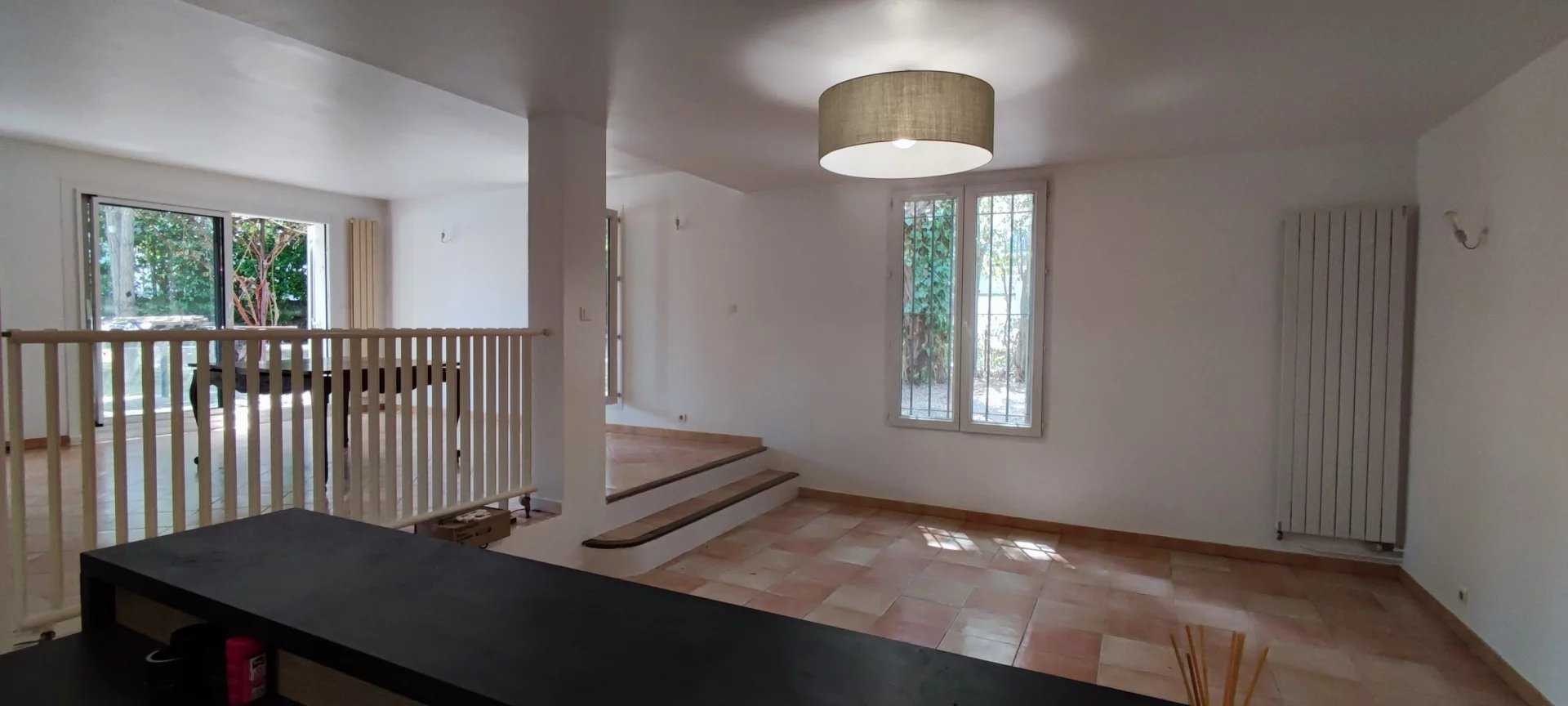 Dom w Le Tholonet, Provence-Alpes-Cote d'Azur 12153902