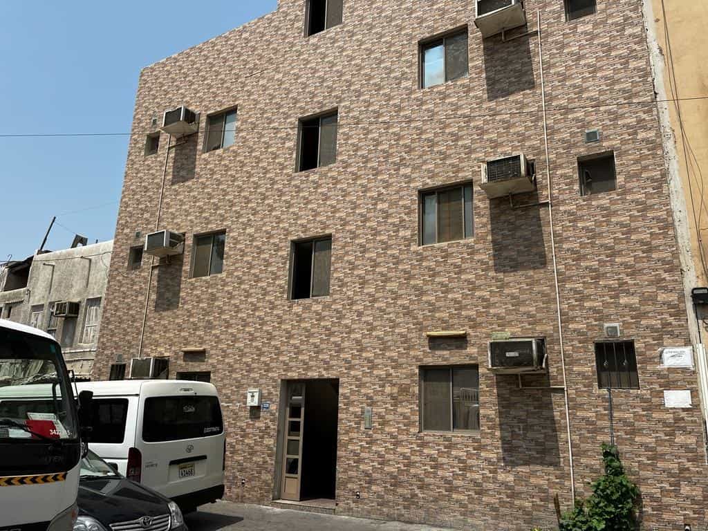 Multiple Houses in Manama, Al 'Asimah 12154114