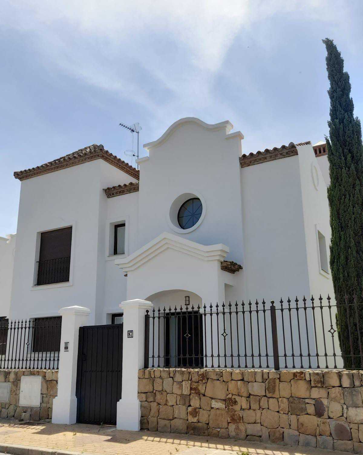 Vários condomínios no Benahavis, Andaluzia 12154174