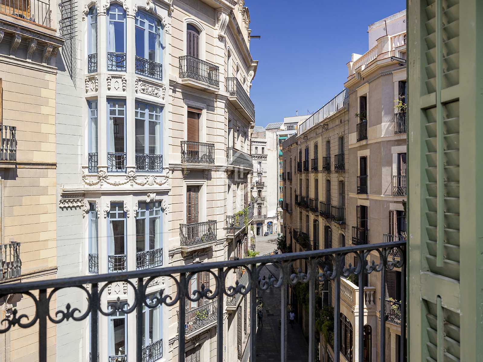 عمارات في برشلونة, كاتالونيا 12154314