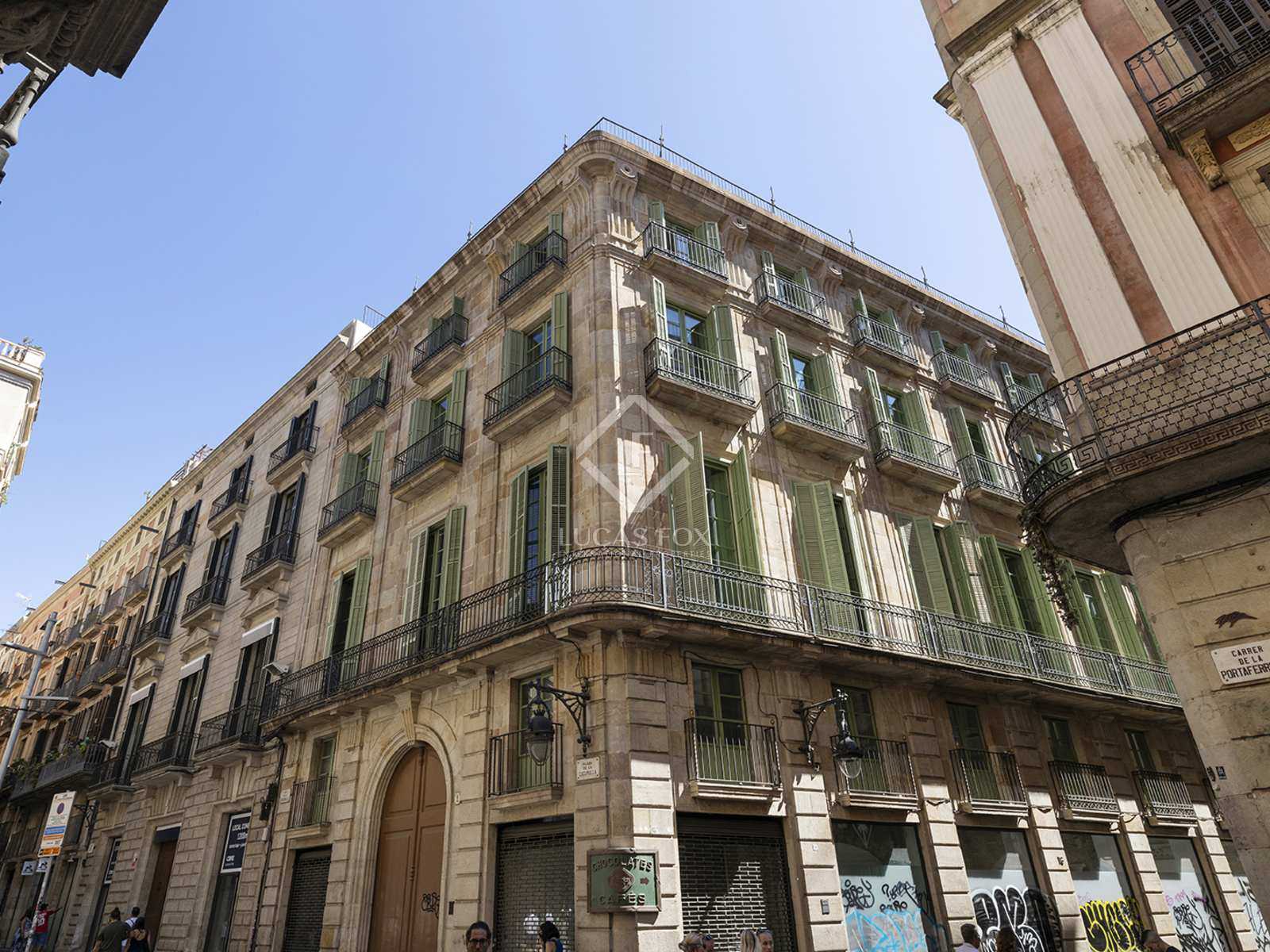 Condominium in Barcelona, Catalonia 12154316