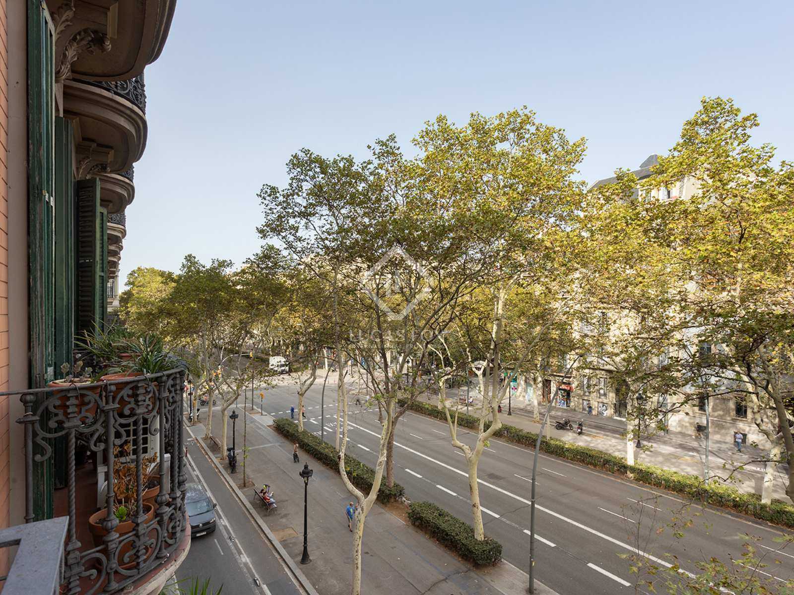 Condominium in Barcelona, Catalonia 12154317