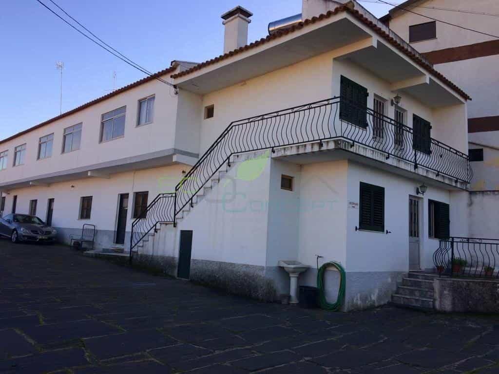 Huis in Vila Nova de Foz Coa, Guarda 12154454