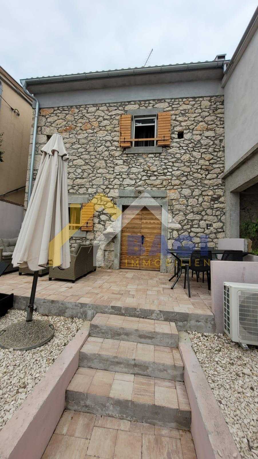 σπίτι σε Donje Petrcane, Zadarska Zupanija 12154458