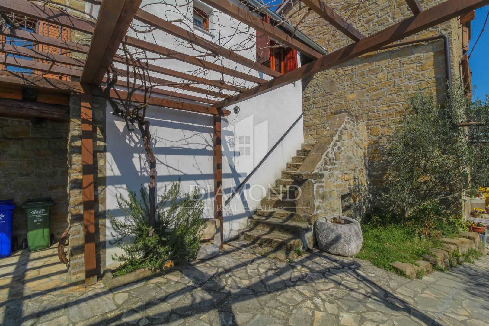 Будинок в Motovun, Istria County 12154572
