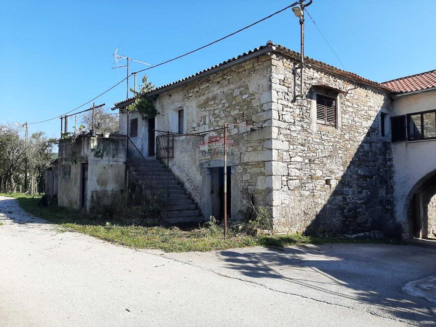 Hus i Pazin, Istarska Zupanija 12155336