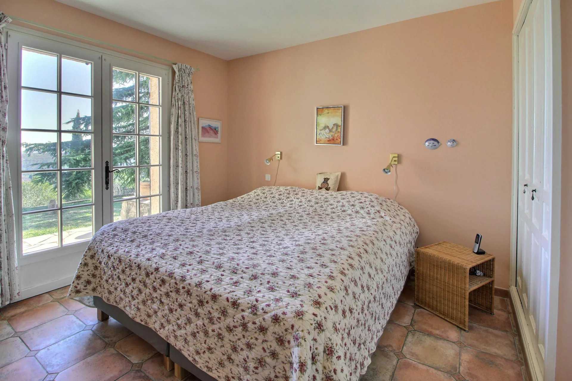 Dom w Seillans, Provence-Alpes-Côte d'Azur 12155830