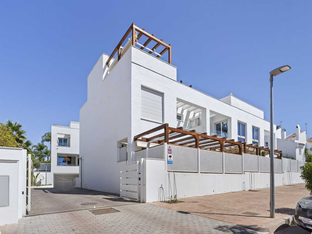 House in Marbella, Andalucía 12156359