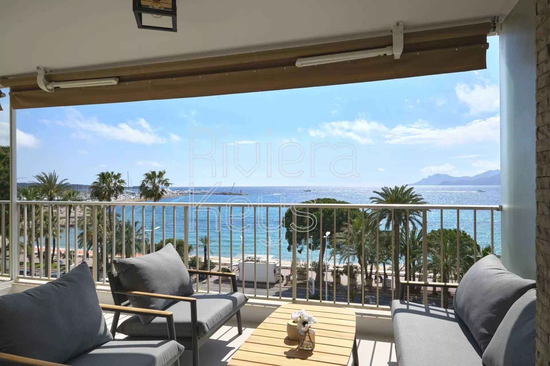 Condominio nel Cannes, Provenza-Alpi-Costa Azzurra 12157205
