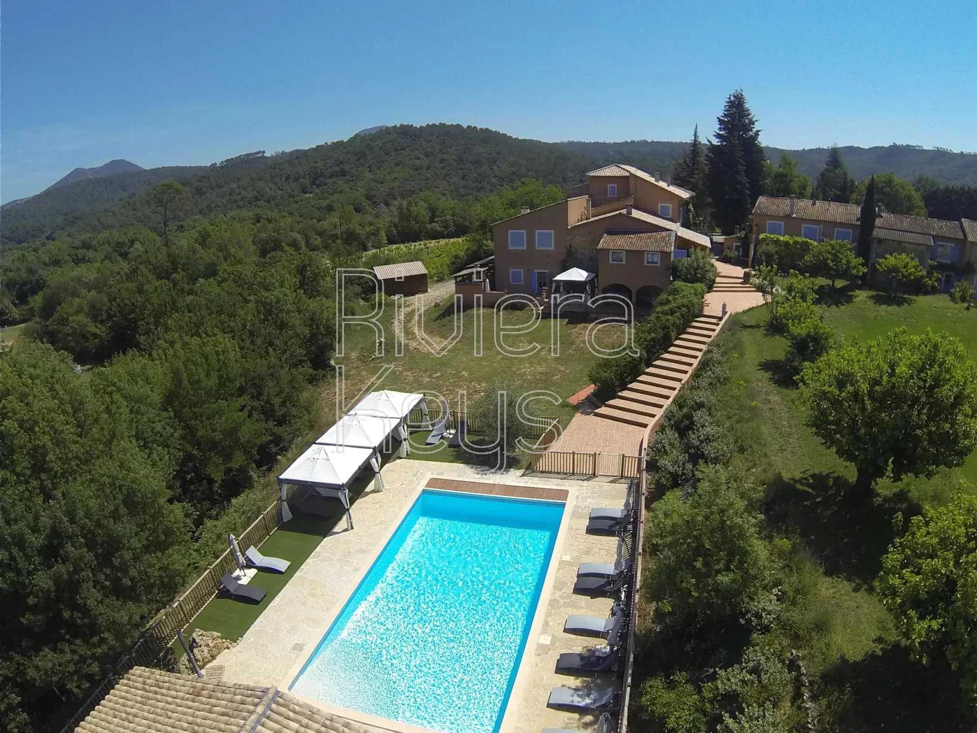 House in Chateauvert, Provence-Alpes-Cote d'Azur 12157220