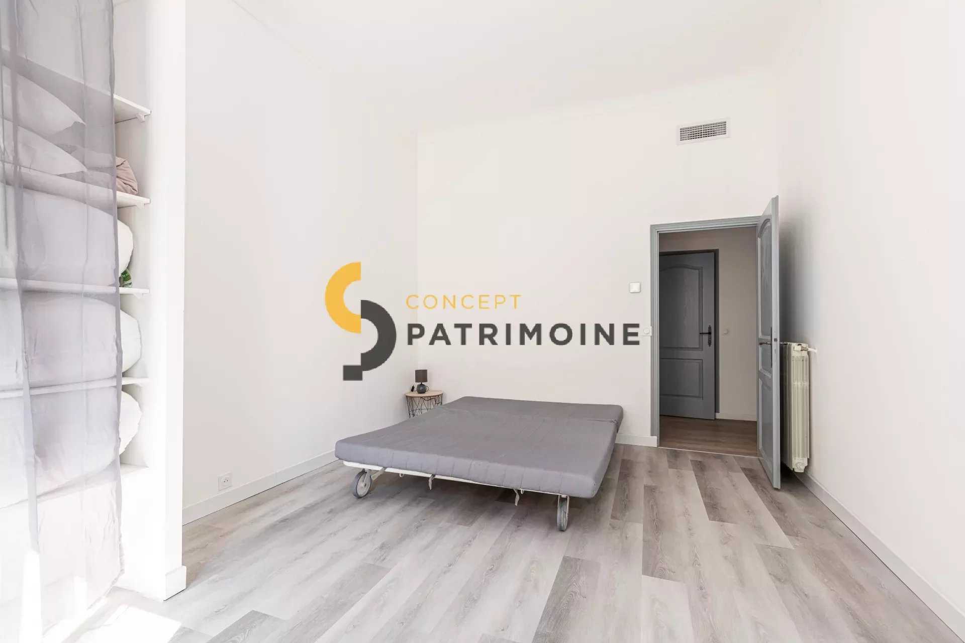 Condominium in Nice, Provence-Alpes-Cote d'Azur 12157321