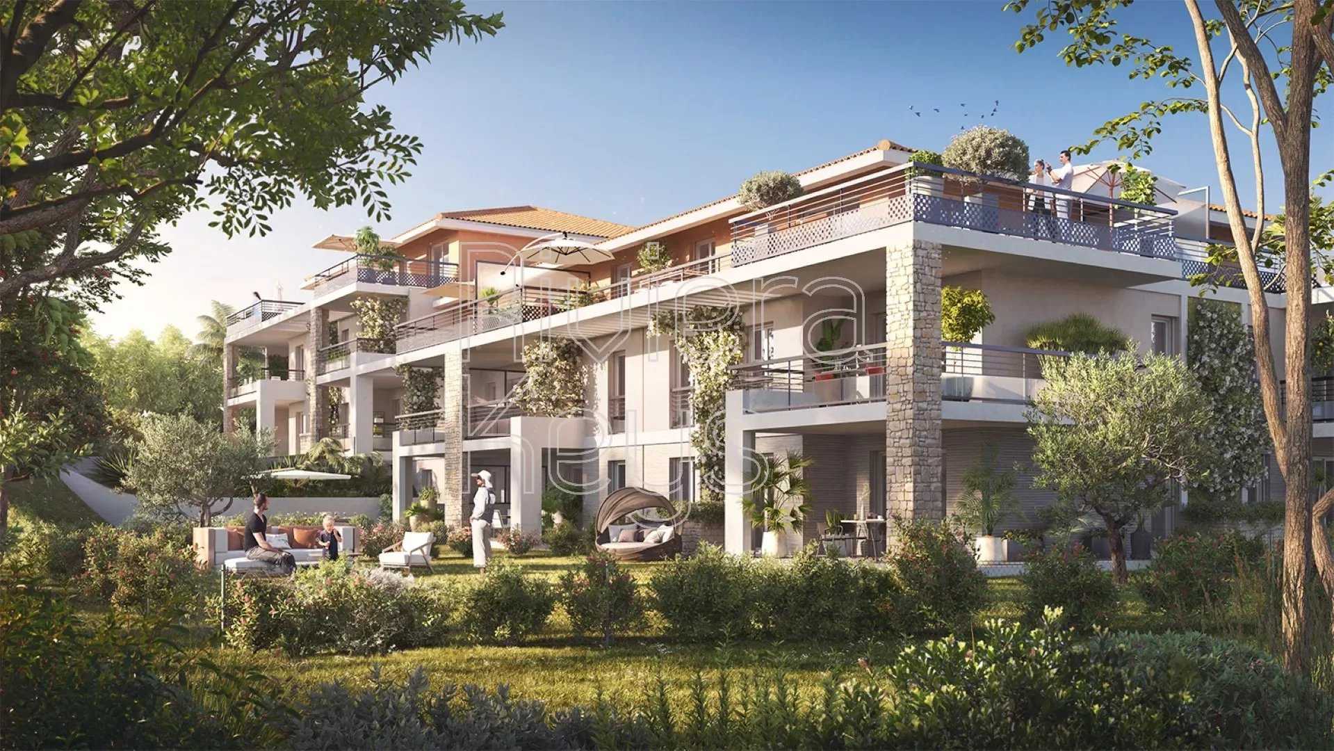 Condominium dans Golfe Juan, Provence-Alpes-Côte d'Azur 12157393