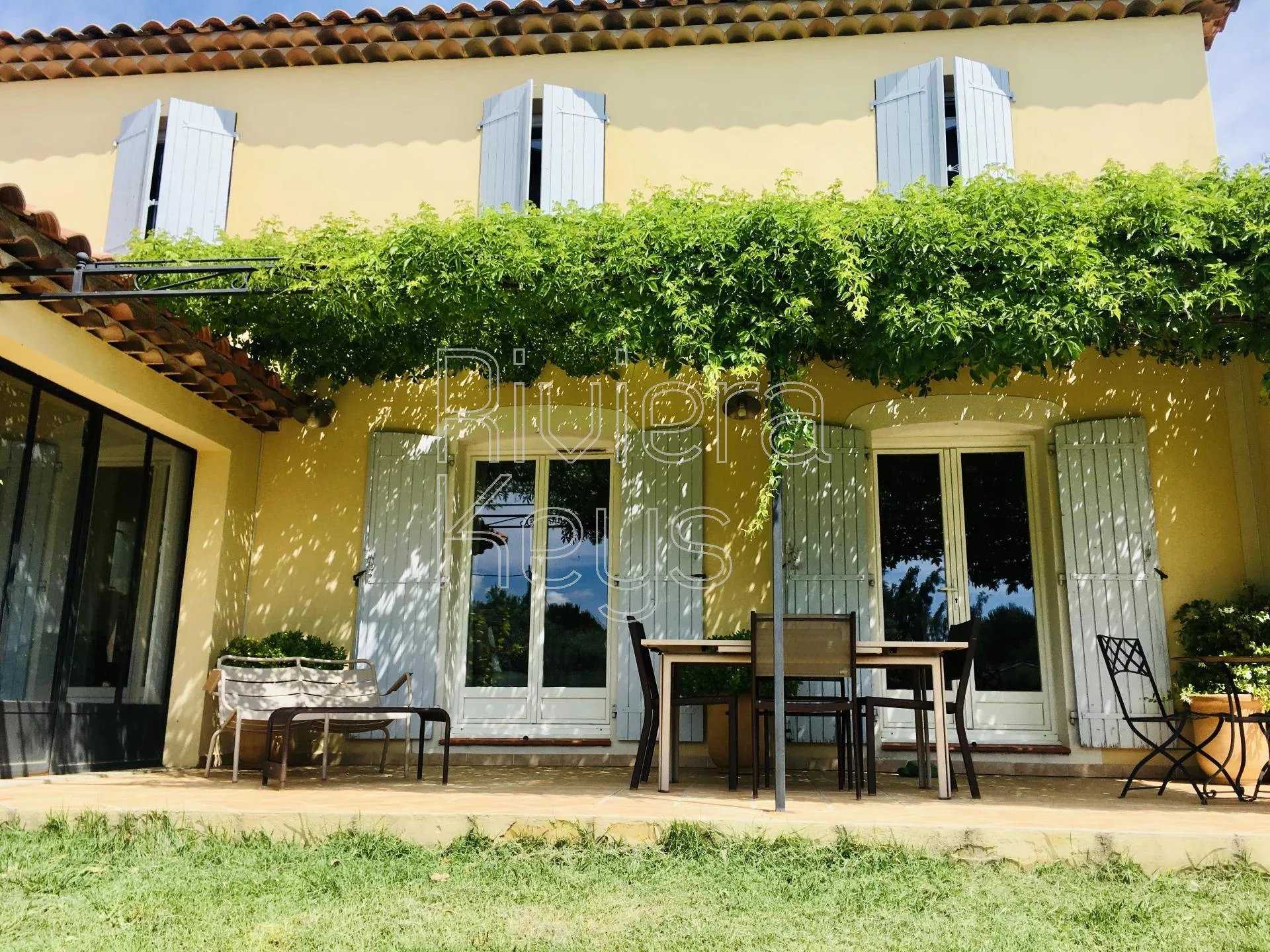 casa no Carces, Provença-Alpes-Costa Azul 12157700