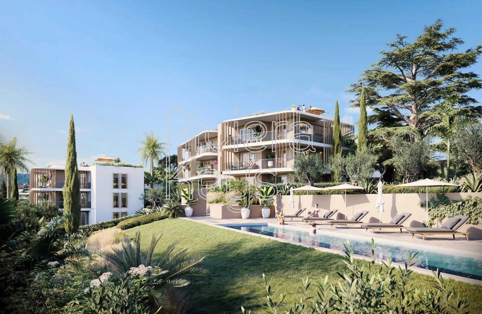 Condominium dans La Californie, Provence-Alpes-Côte d'Azur 12157730