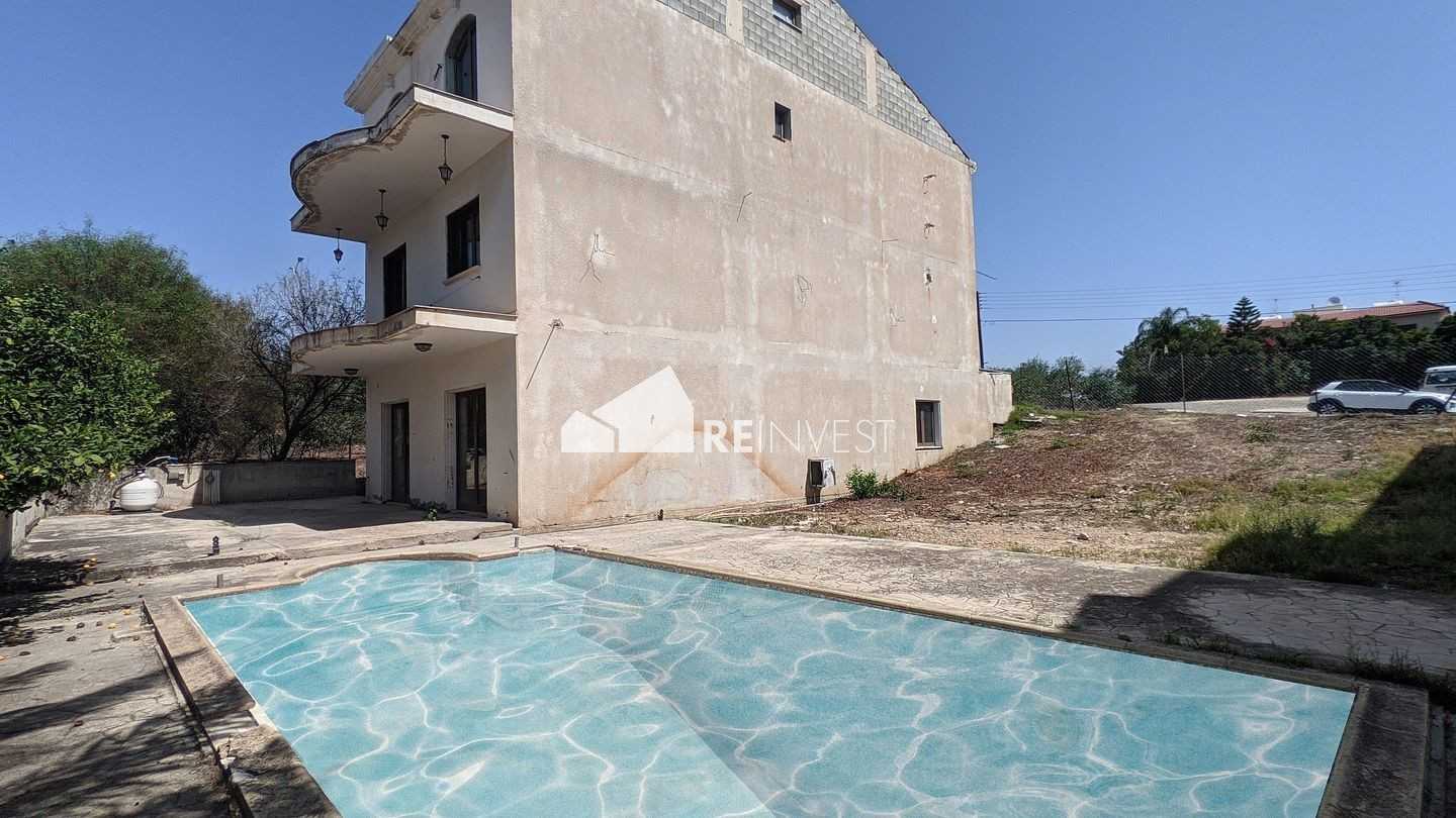 House in Strovolos, Nicosia 12158015