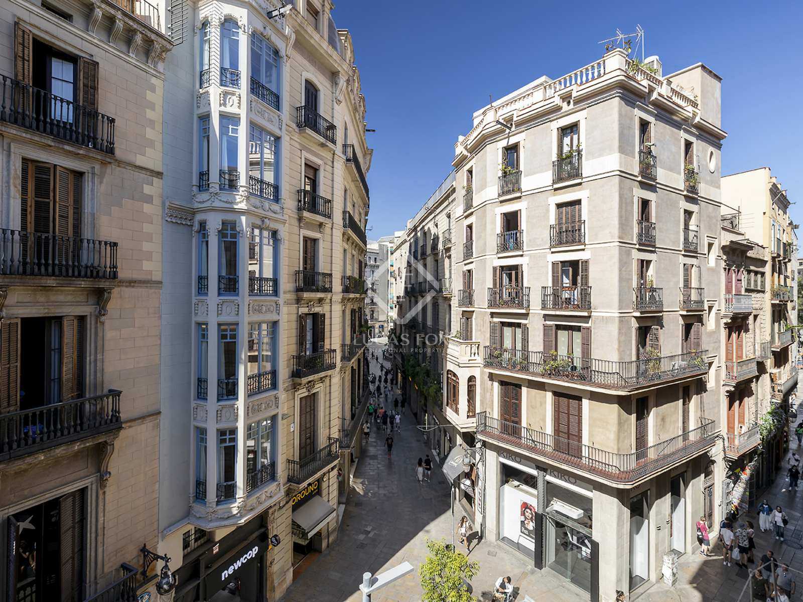 Condominium in Barcelona, Catalonia 12158141
