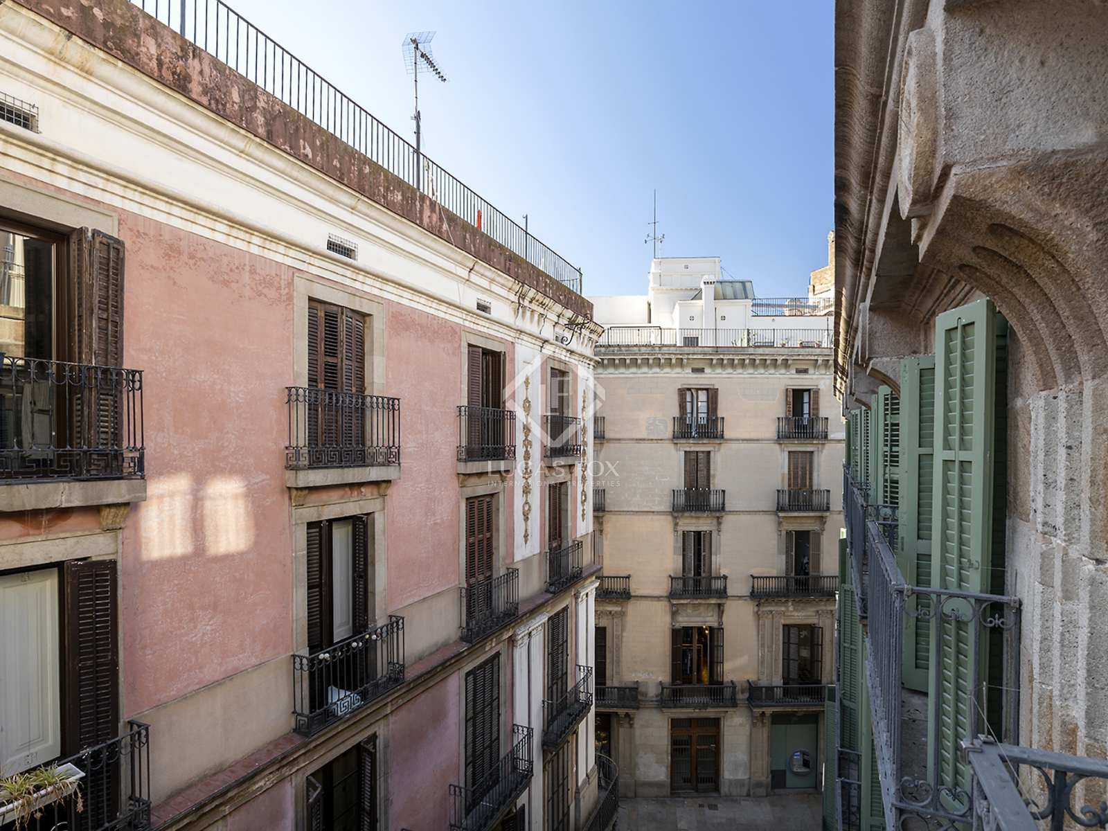 عمارات في برشلونة, كاتالونيا 12158153