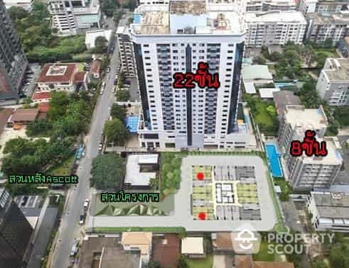 Condominium dans Watthana, Krung Thep Maha Nakhon 12158443