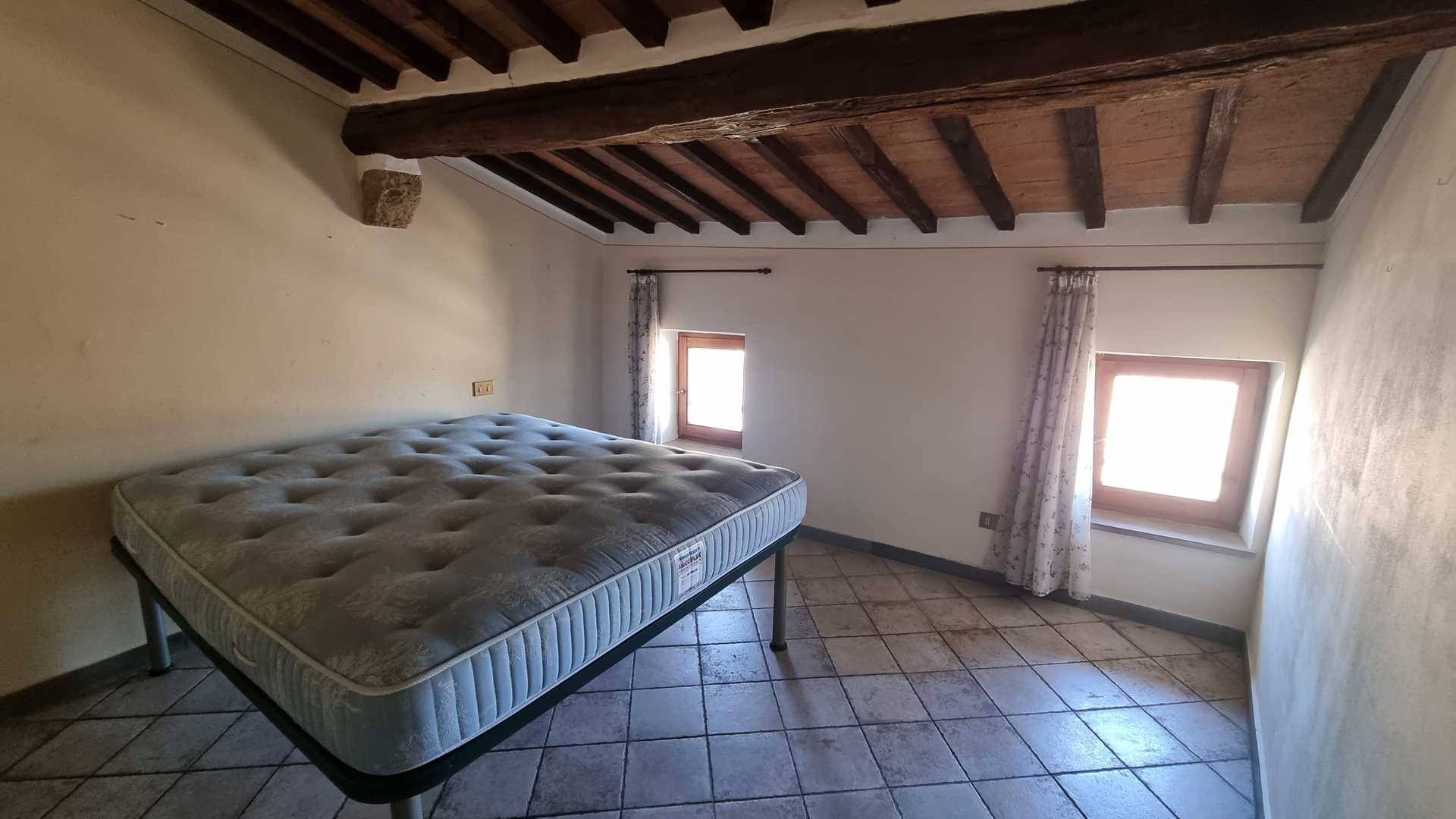 Condominium in Volterra, Tuscany 12160874