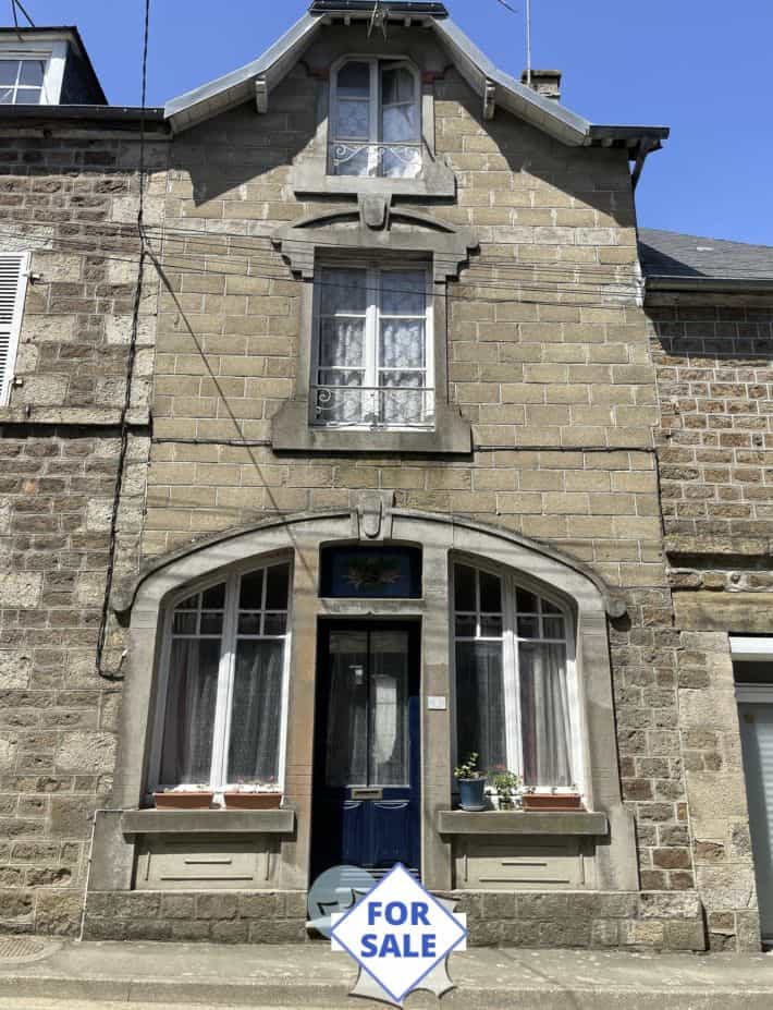 Hus i Ceaucé, Normandie 12161211