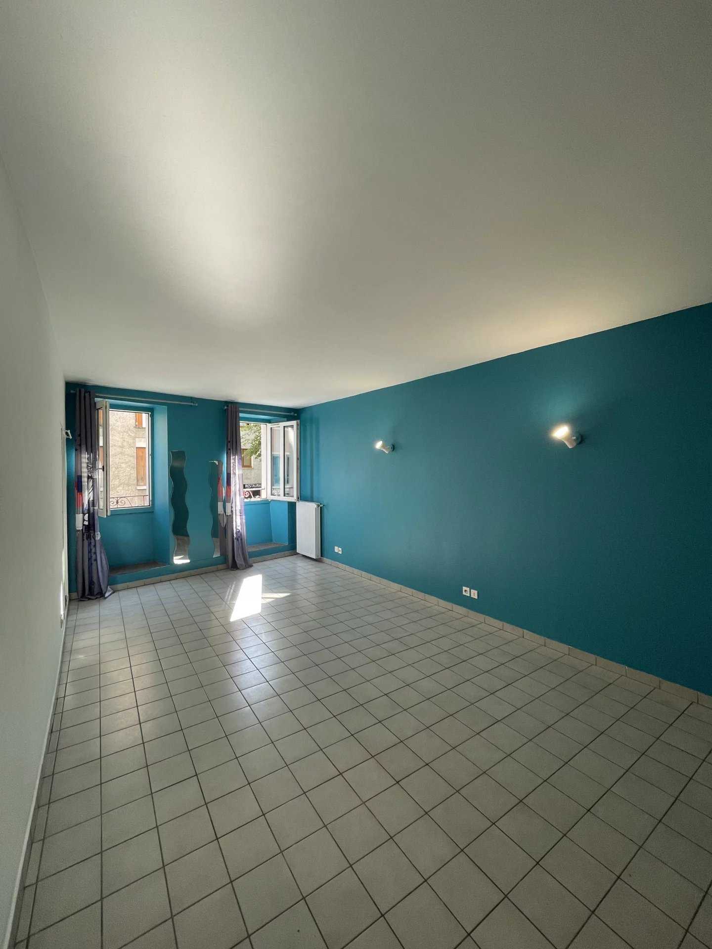 Condominium in Thonon-les-Bains, Auvergne-Rhône-Alpes 12162254