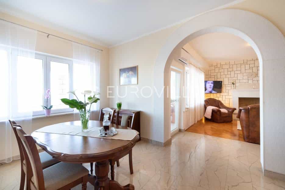 casa en Blato, Dubrovnik-Neretva County 12162402
