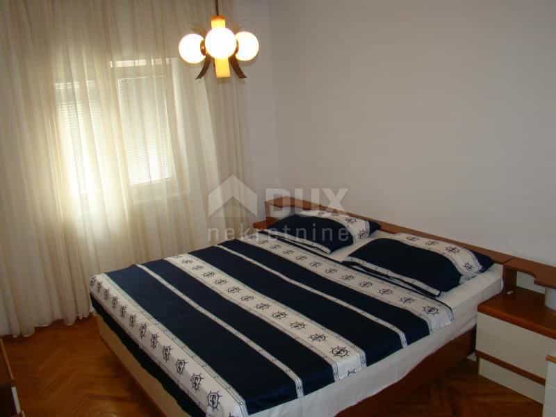 Квартира в Pag, Zadar County 12162511
