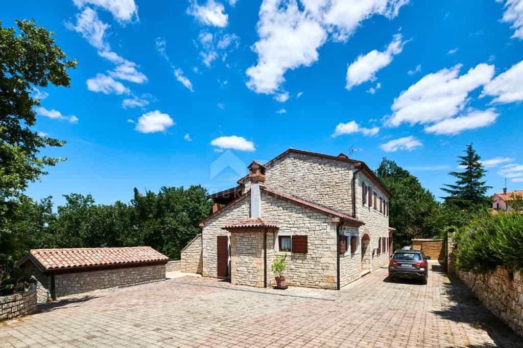 Casa nel Buje, Istria County 12162516