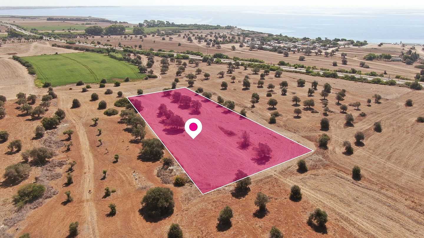 Tanah dalam Perivolia, Larnaka 12162864