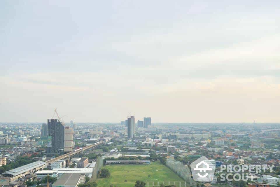 Condominium in Bang Chak, Samut Prakan 12164159