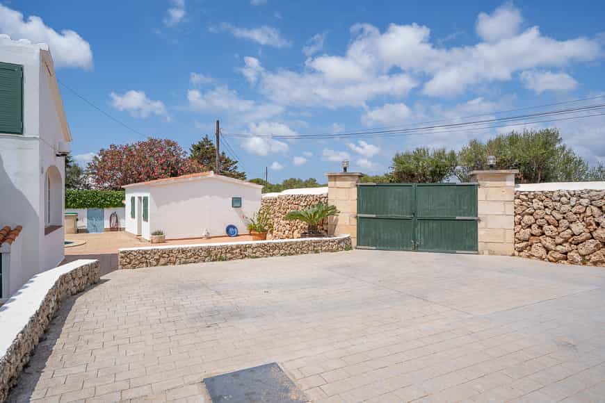 σπίτι σε Es Castell, Balearic Islands 12165097