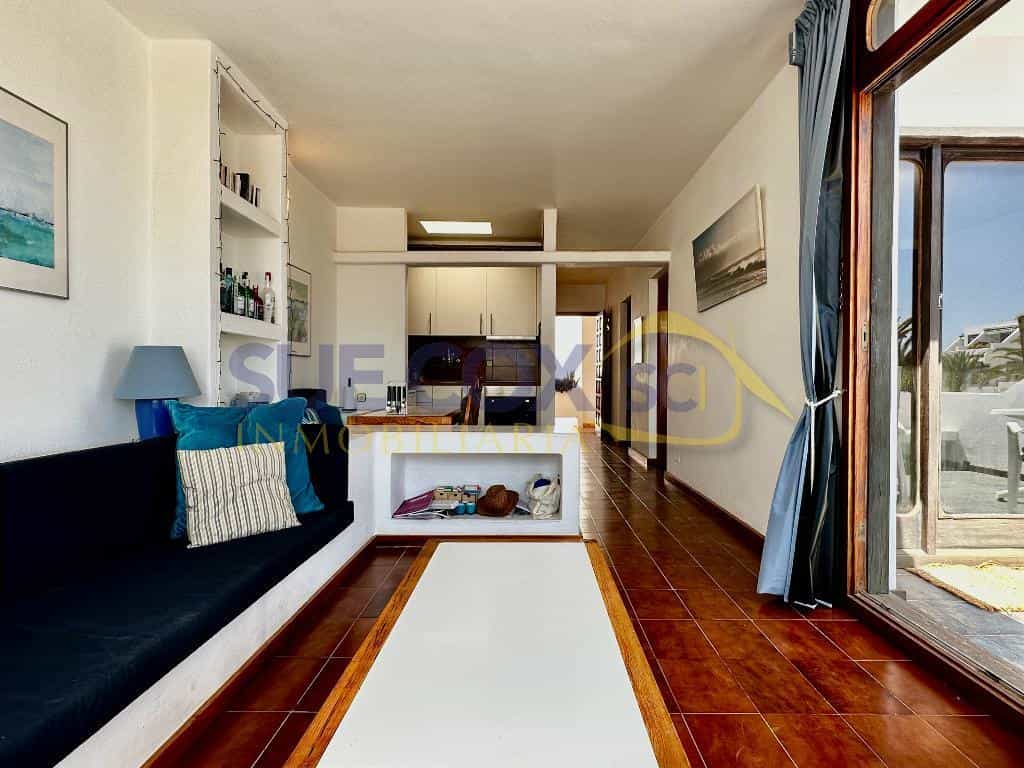 Condominium in Arrecife, Canary Islands 12165237