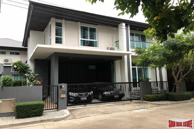 Hus i Ban Khlong Samrong, Samut Prakan 12165356