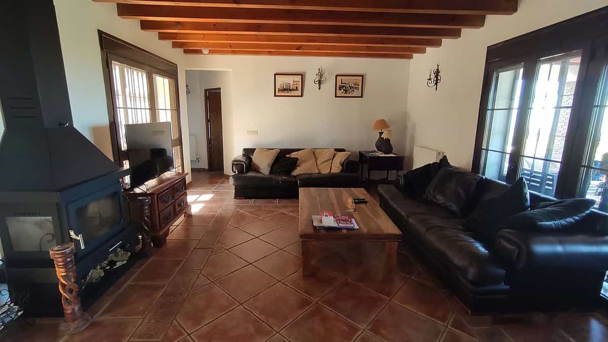 rumah dalam Alhaurin el Grande, Andalusia 12165394